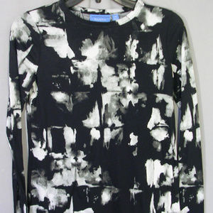 NWT Simply Vera Vera Wang Long Sleeve T-Shirt